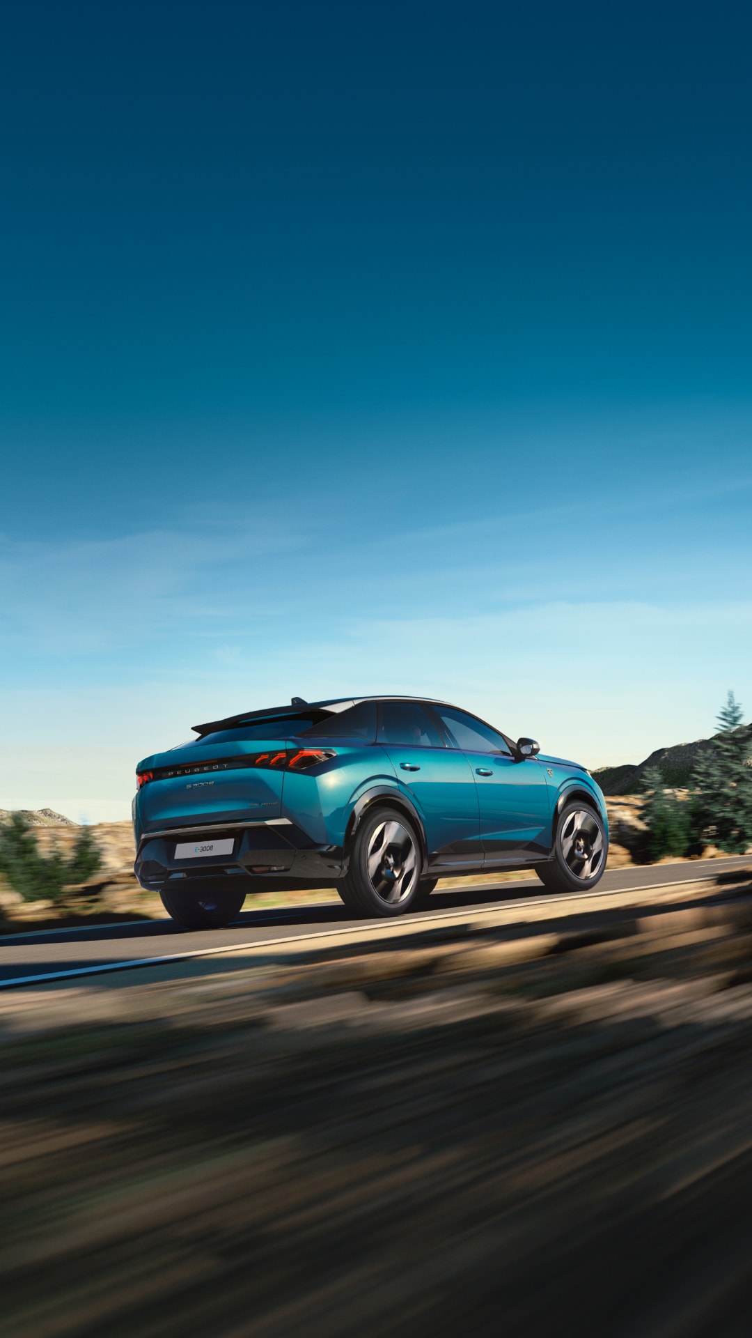 PEUGEOT E-3008 DUAL MOTOR AWD vue arrière