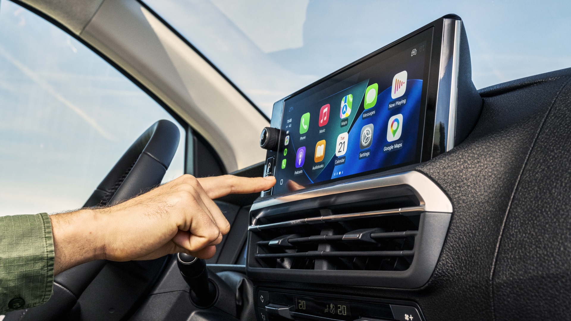PEUGEOT E-Expert connected services